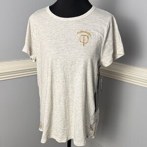 Hot Topic Harry PotterLight Gray Short Sleeve Tee with Gold Crest